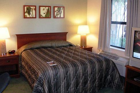 Extended America - Seattle - - North Hotel Everett