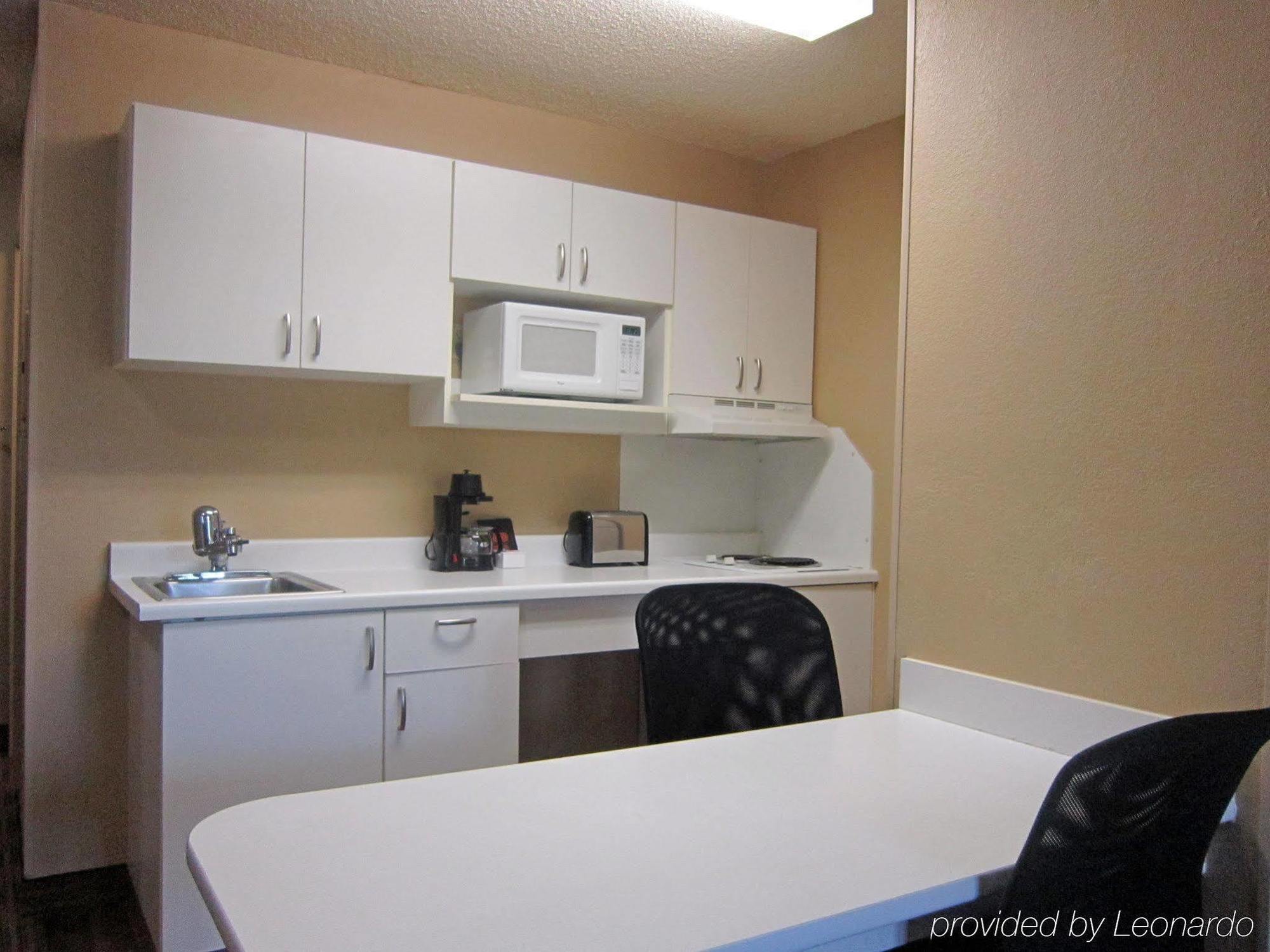 Extended America - Seattle - - North Hotel Everett